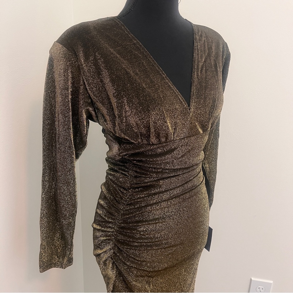 NWT Alexa B formal maxi dress V Neck Gold Shimmer Sz 6 Fitted‎ Formal - Picture 3 of 11